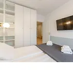 Polanki Aqua Z Bezplatnym Basenem, Bawialnia, Parkingiem I Fitness Apartment