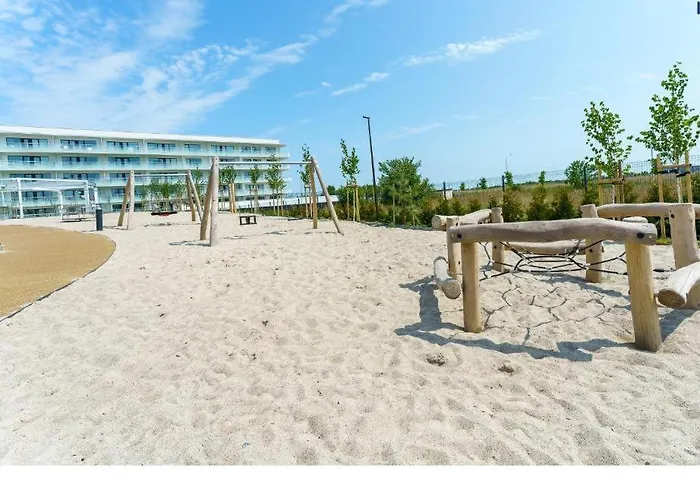 Polanki Aqua Z Bezplatnym Basenem, Bawialnia, Parkingiem I Fitness Lägenhet Kołobrzeg