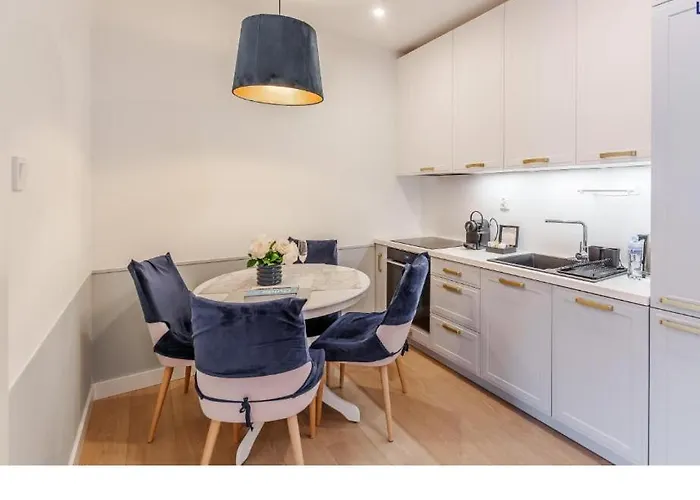 Polanki Aqua Z Bezplatnym Basenem, Bawialnia, Parkingiem I Fitness Kołobrzeg