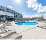 Polanki Aqua Z Bezplatnym Basenem, Bawialnia, Parkingiem I Fitness Kolobrzeg